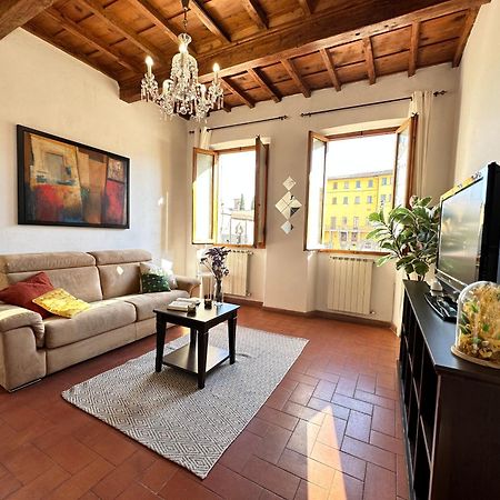 Luxurious View On Santa Croce Apartment Флоренция Екстериор снимка