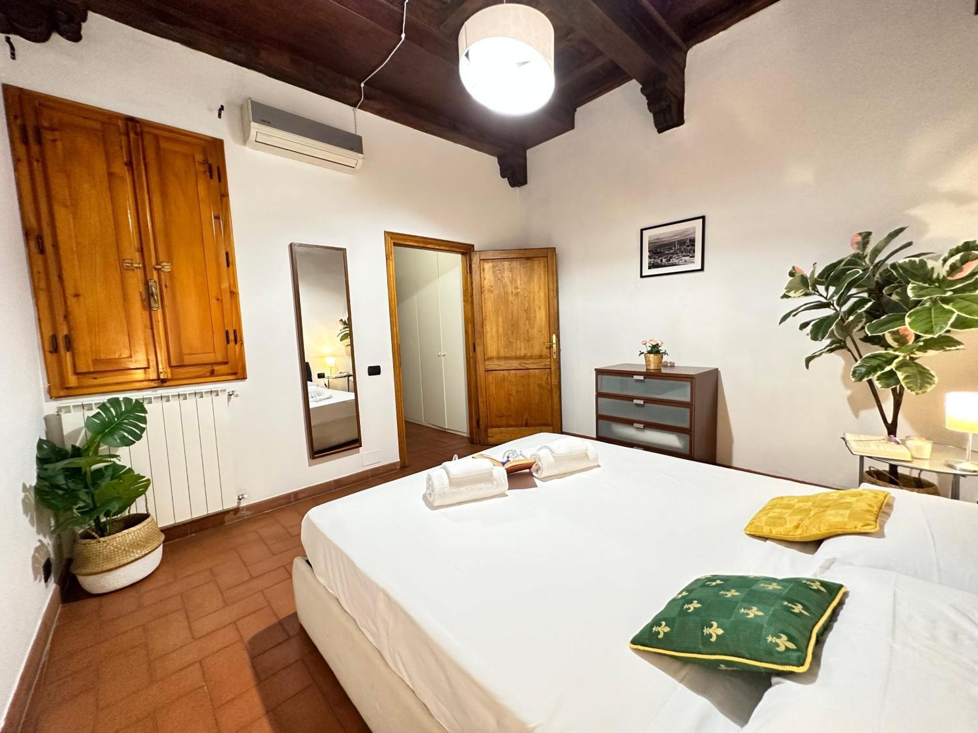 Luxurious View On Santa Croce Apartment Флоренция Екстериор снимка