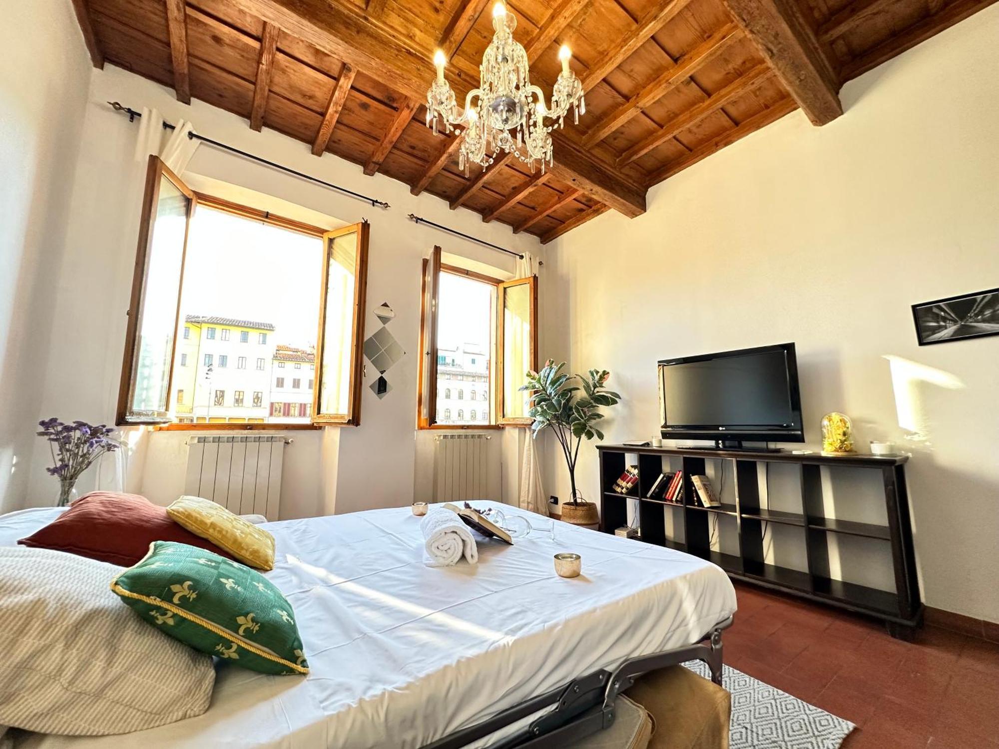 Luxurious View On Santa Croce Apartment Флоренция Екстериор снимка
