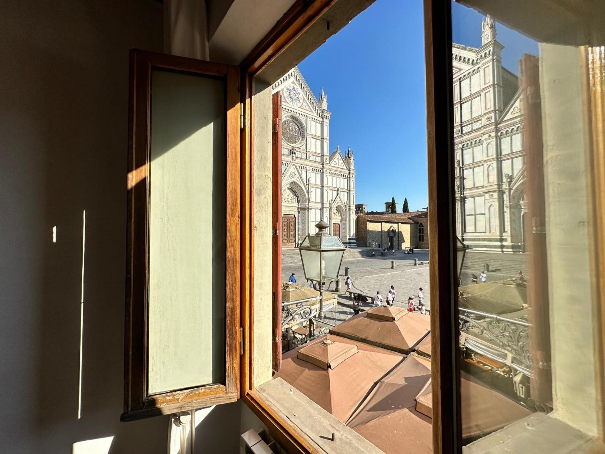 Luxurious View On Santa Croce Apartment Флоренция Екстериор снимка